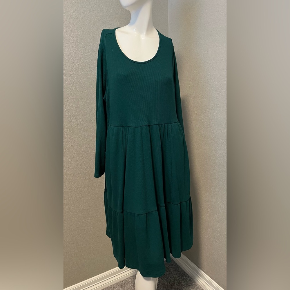 TORRID Plus Women’s Green Ribbed Knit Tiered SkaterJersey Midi Dress Size 2 - Picture 4 of 14
